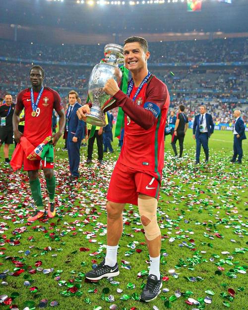 《Dota2》TI14中国队连输四局：XG败者组 TT被淘汰