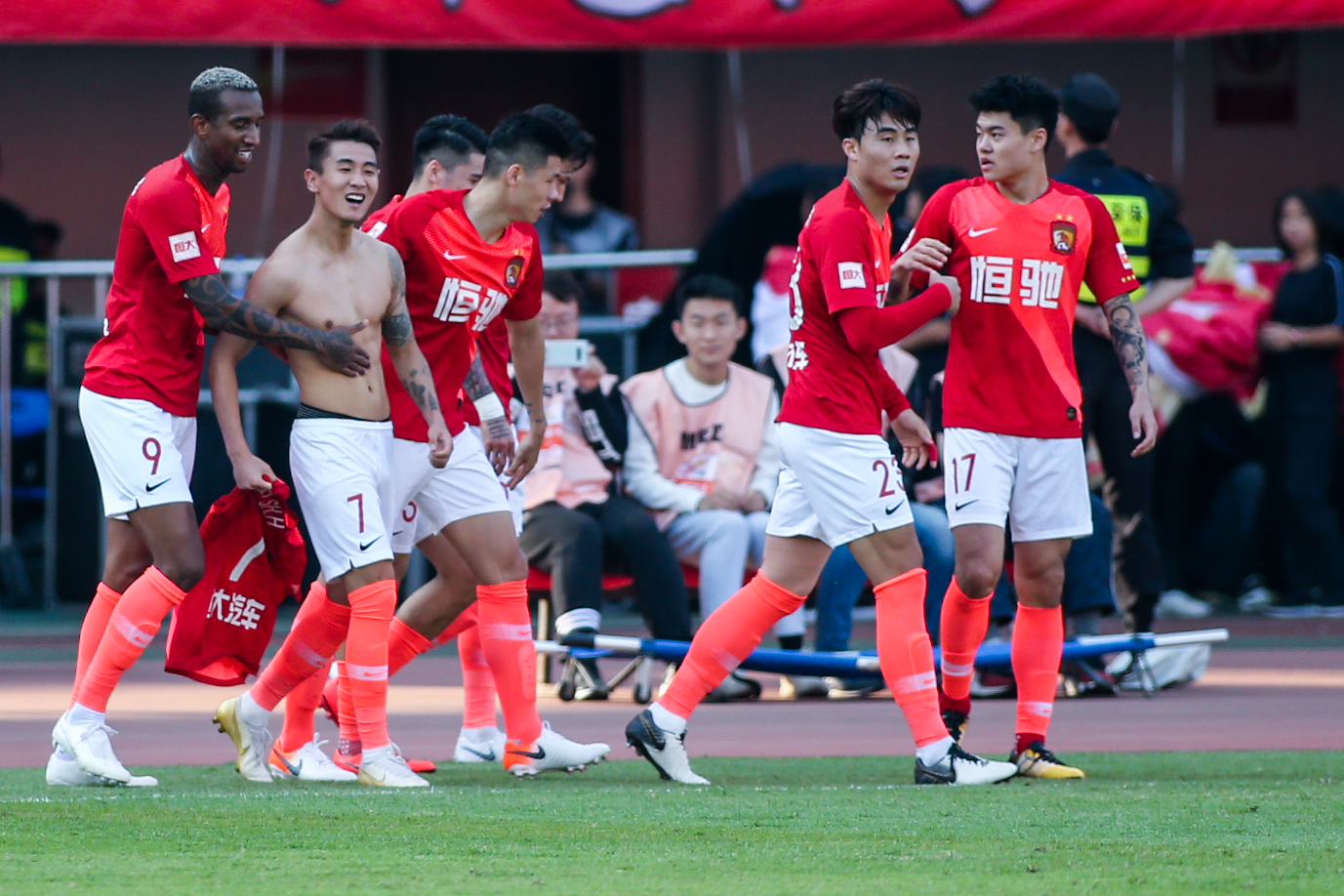 哈兰德的身价为什么那么高，本赛季结束身价强势回归2亿欧！