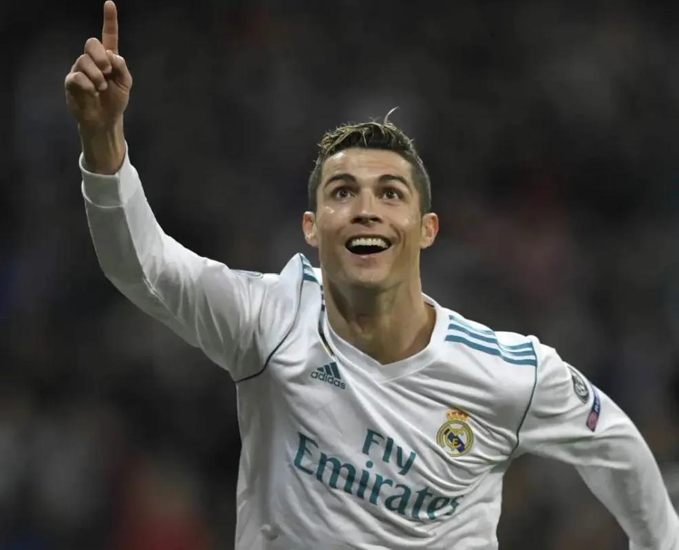 库里和巴特勒同砍30+分勇士0胜3负！外线三分42投仅10中太扎心