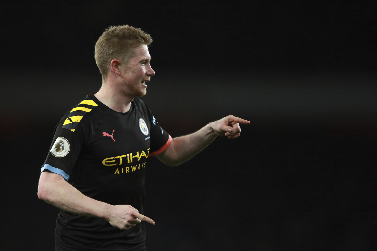 VCTCN：nephh顶级发挥稳如定海神针，BLG 3-1淘汰EDG闯入决赛