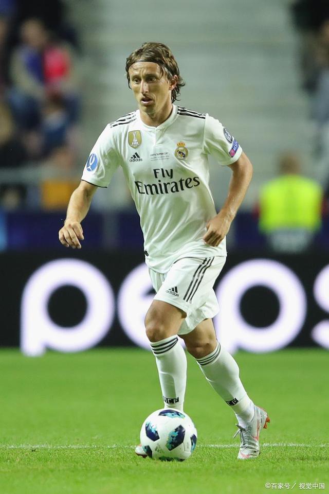 AMD春雨计划走进北京大学、北京交通大学，以全栈式AI解决方案赋能AI学习与创新