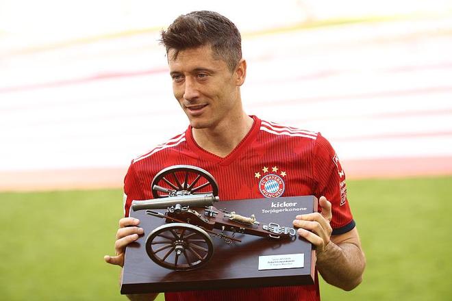 贺希宁中路强突 强对抗后高打板命中