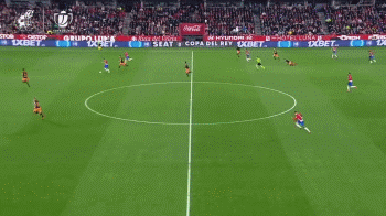 广东上半场43比38浙江 徐杰复出砍11分