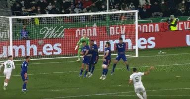 输猛龙3人习惯性引崩盘！科尔糟糕用人，库里格林关键时刻又垮了